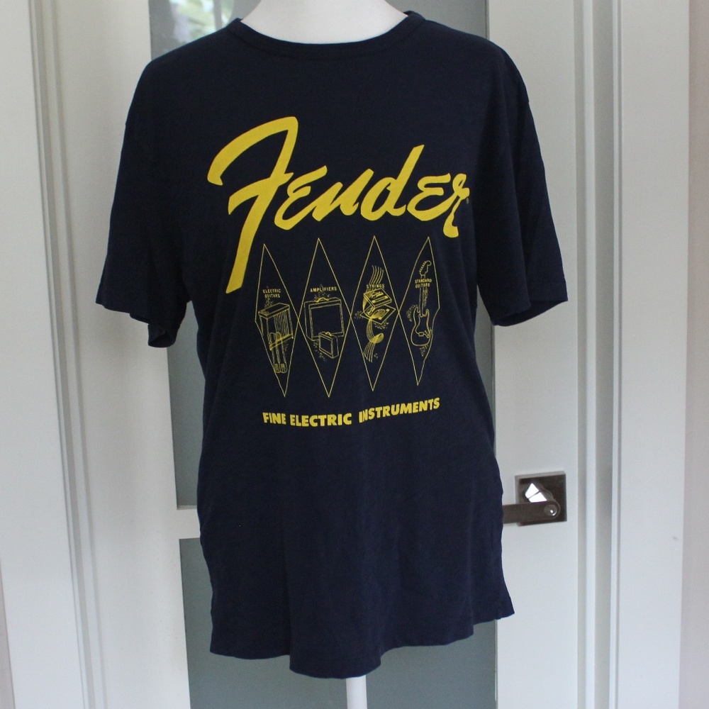 Lucky Brand Fender navy short sleeve tee, size S